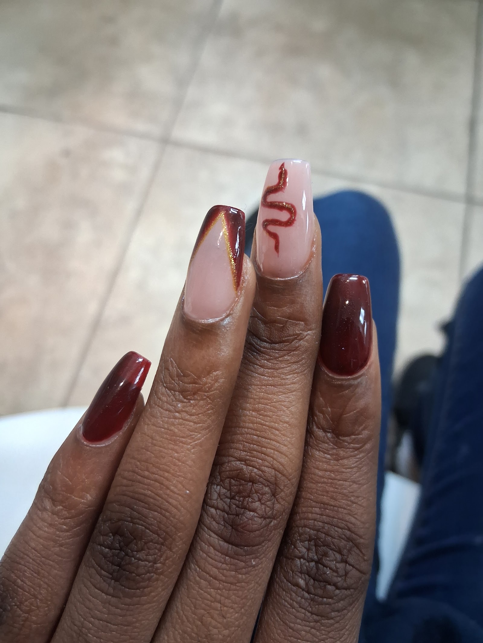Essences Nail & Day Spa nail photo 8